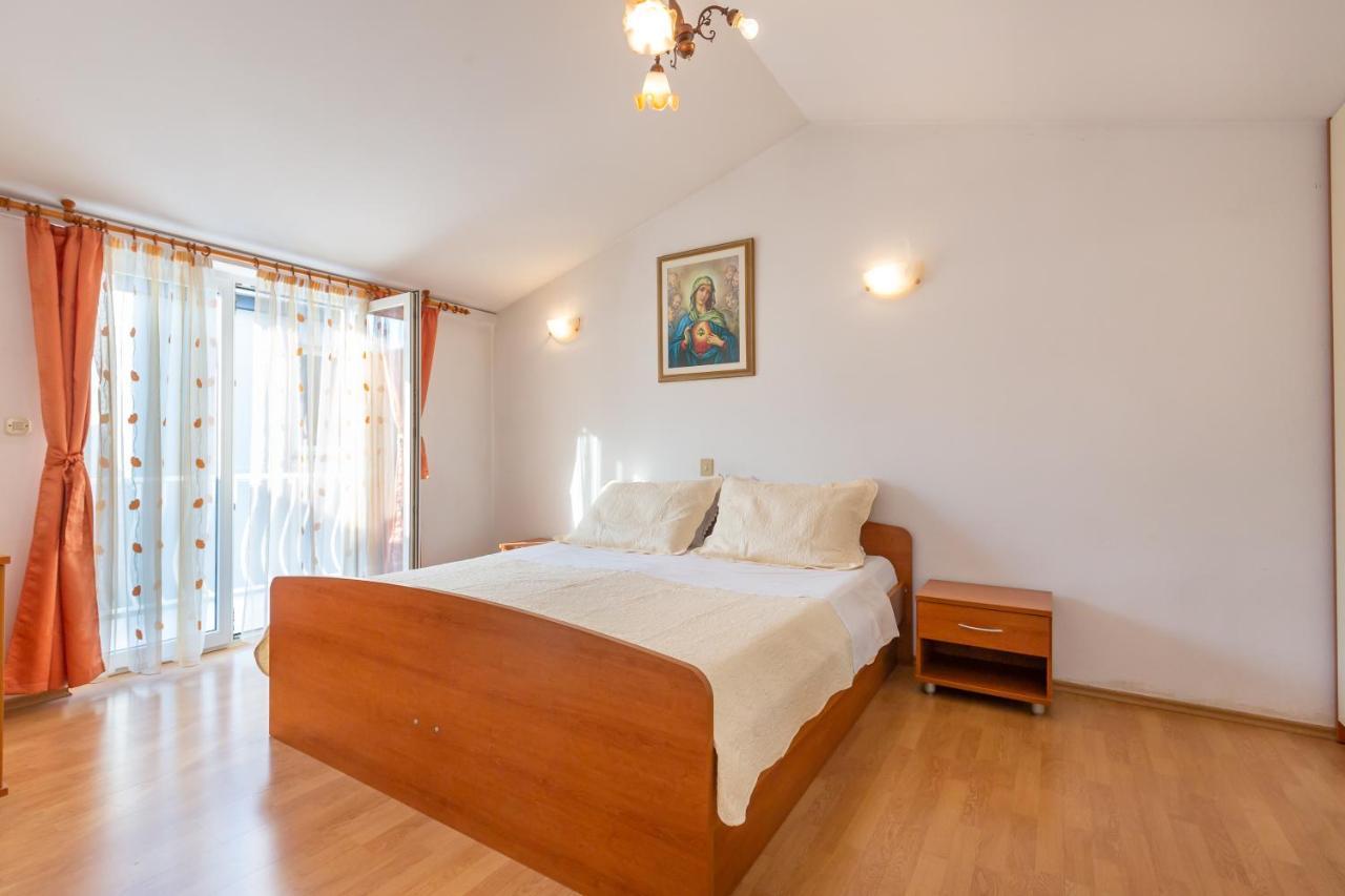 Villa Roko Tucepi Bagian luar foto