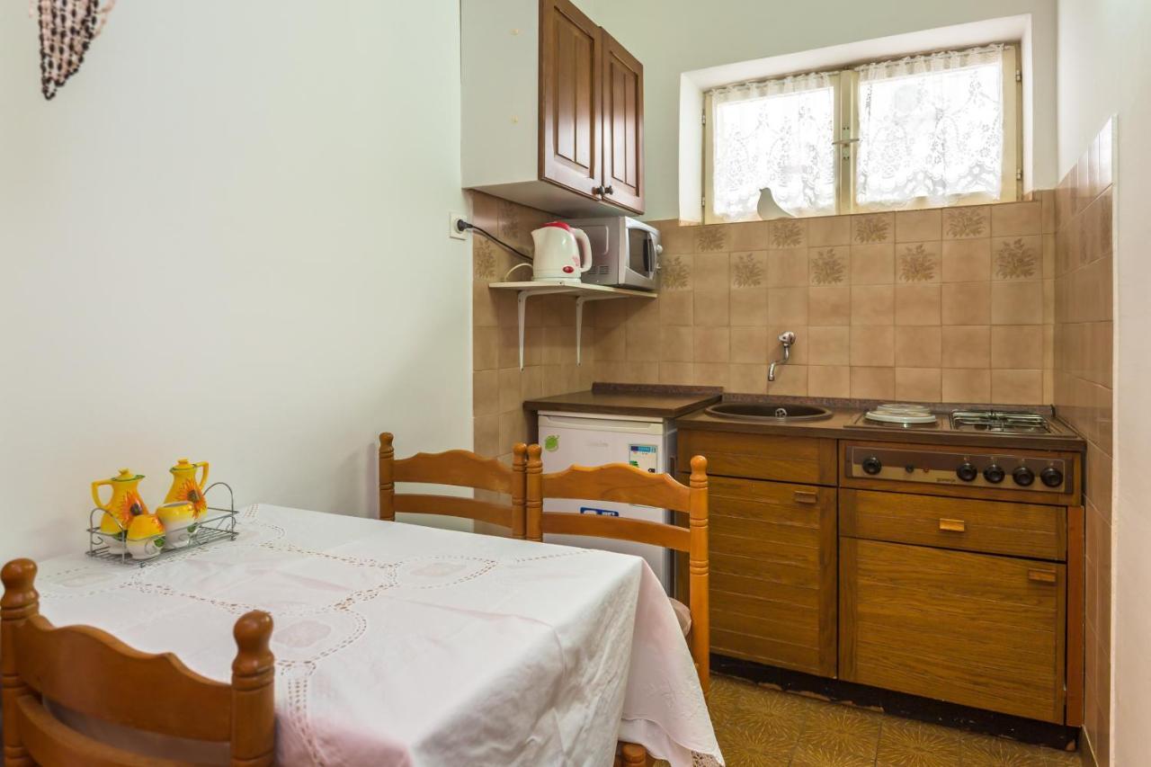 Villa Roko Tucepi Bagian luar foto